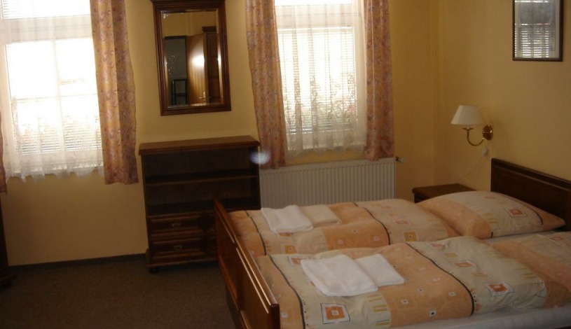 Pension - Restaurant  HOLIDAY Mariánské Lázně